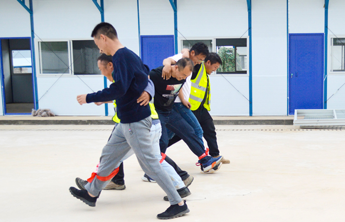 1650772414320736.jpg (小圖)五〇五直管部開展“五一”慰問進(jìn)項目活動 圖片2.jpg