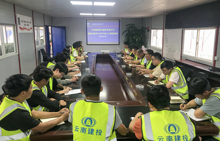 1652263587677114.jpg (小圖)賓鶴-普順剛-攝影2.jpg